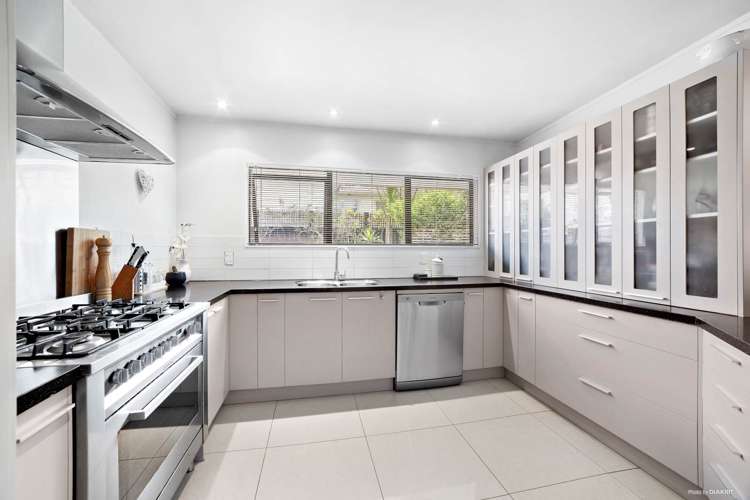 2/24 Birchfield Road Hauraki_7