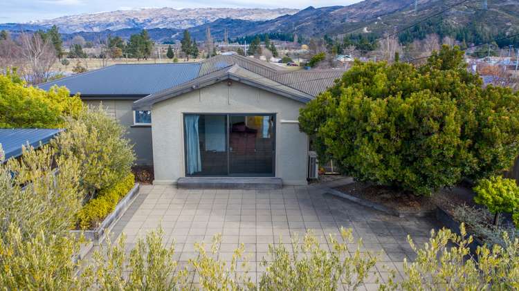 37 Newcastle Street Clyde_17