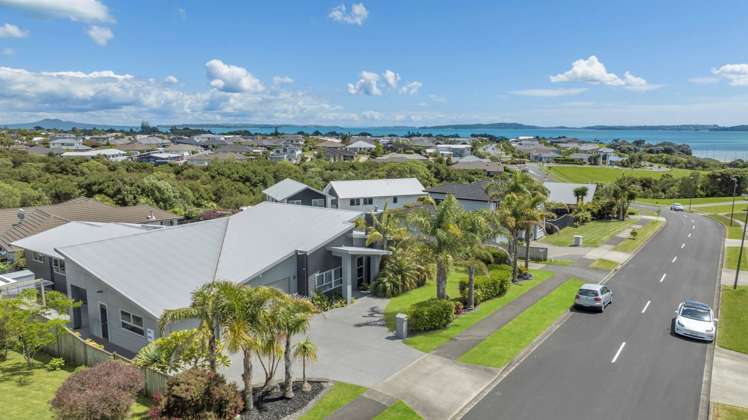 38 Liberty Crescent Beachlands_15