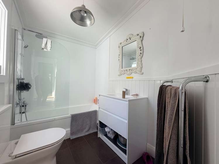  114 Muritai Road Eastbourne_7