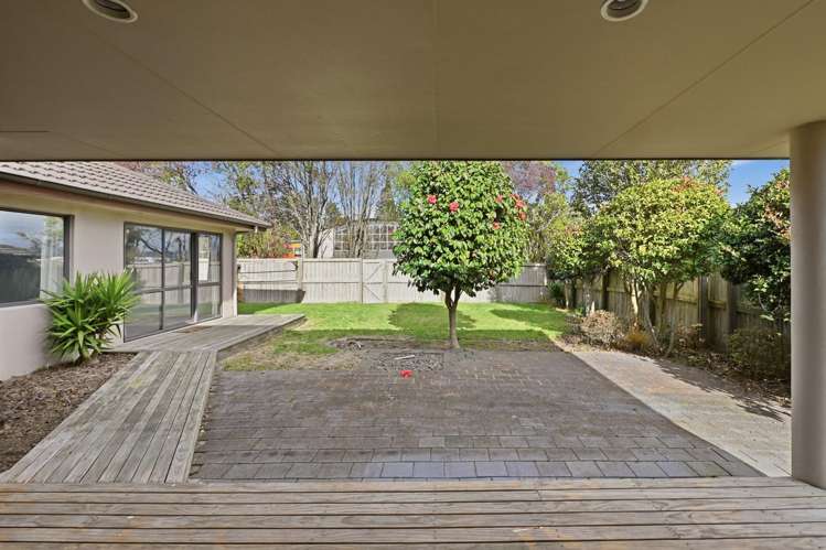 4 Owhatiura Drive Lynmore_3