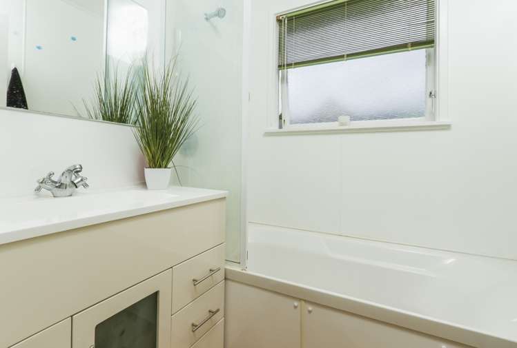 1/3a Marsden Road Stoke_7