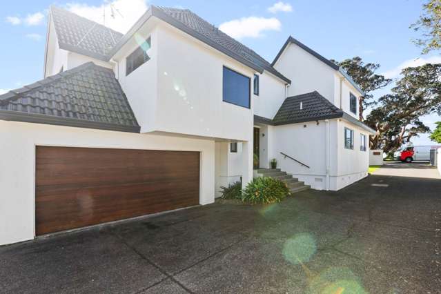 3 Ngapara Street Red Beach_4