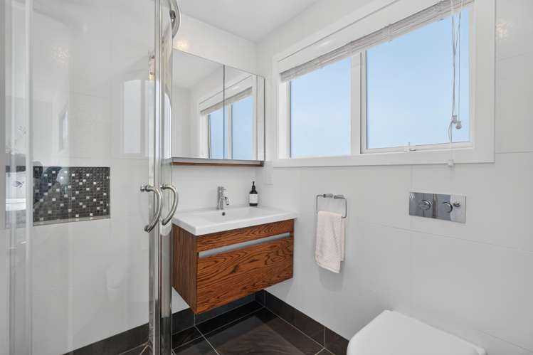 7 Lemonwood Grove Maungaraki_11