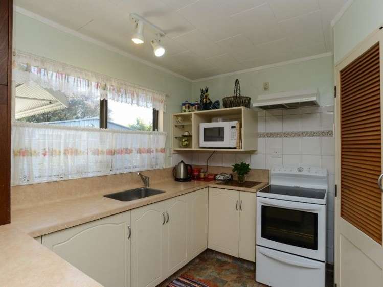 18 Yarmouth Road Flaxmere_5