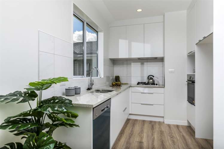 4 Dinning Road Riverhead_12