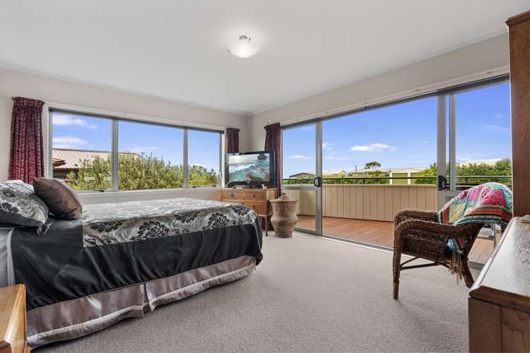 42 Otutehapari Road Waihau Bay_14