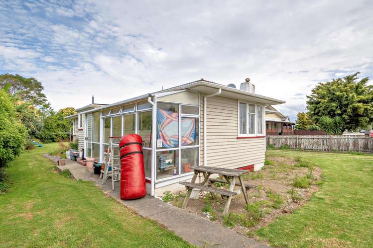 18 St John Street Opotiki_12