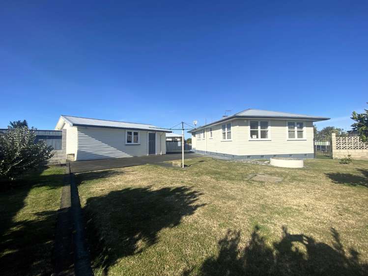 14 Clarence Cox Crescent Pirimai_12