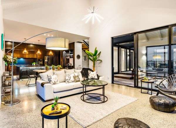 11 Laguna Place in Matakatia, Rodney