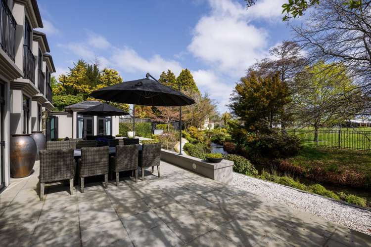 15A Penhelig Place Fendalton_1