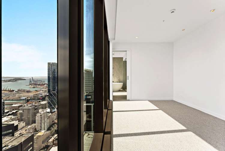 3701/51 Albert Street 10015_8