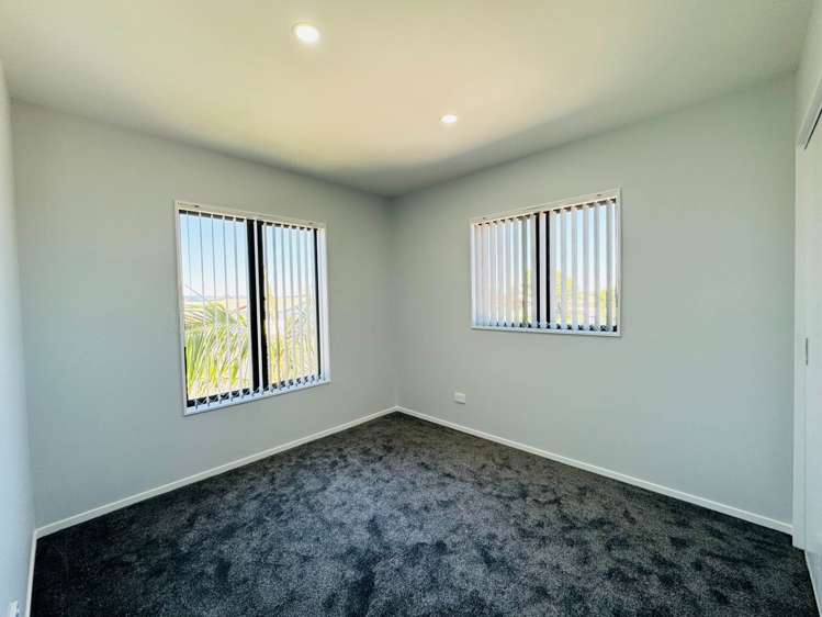 66A Maplesden Drive Clendon Park_10