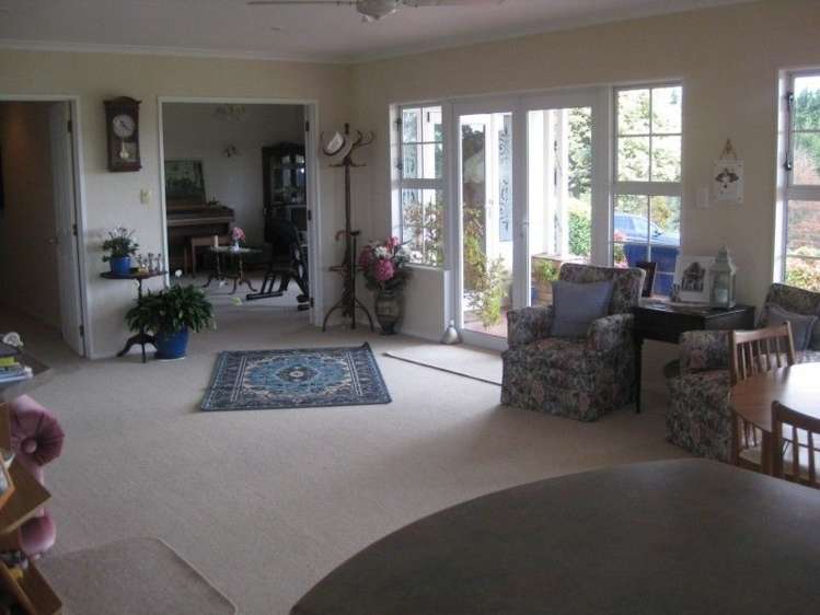 228 Smith Road Dannevirke_14