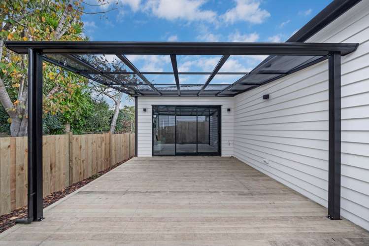 10 Furlough Road Opaheke_20