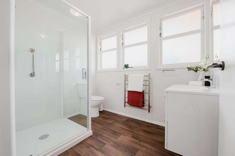 102 Insoll Avenue Enderley_12