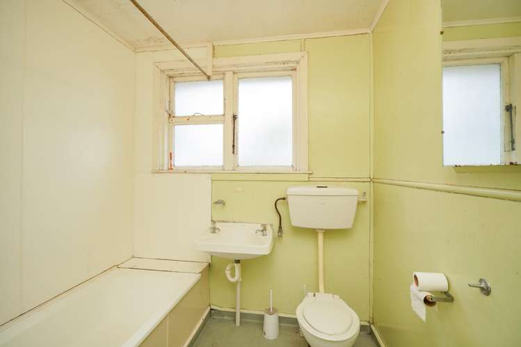 300 Conyers Street Strathern_7