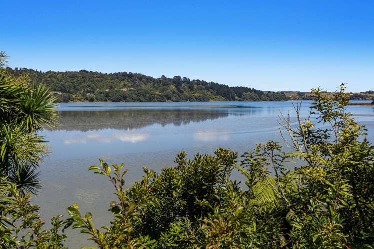 251 Ruatuna Road Ohiwa Harbour_20