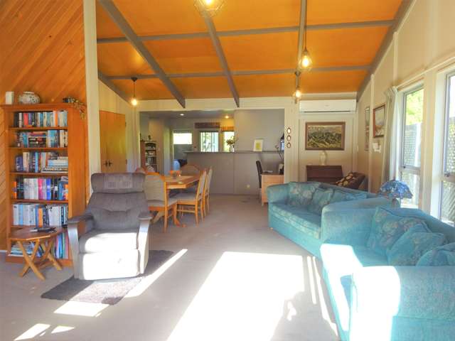 6 Cousins Avenue West Foxton Beach_1