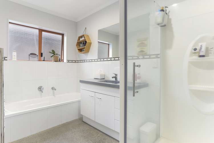 103h Glengarry Road Glen Eden_19