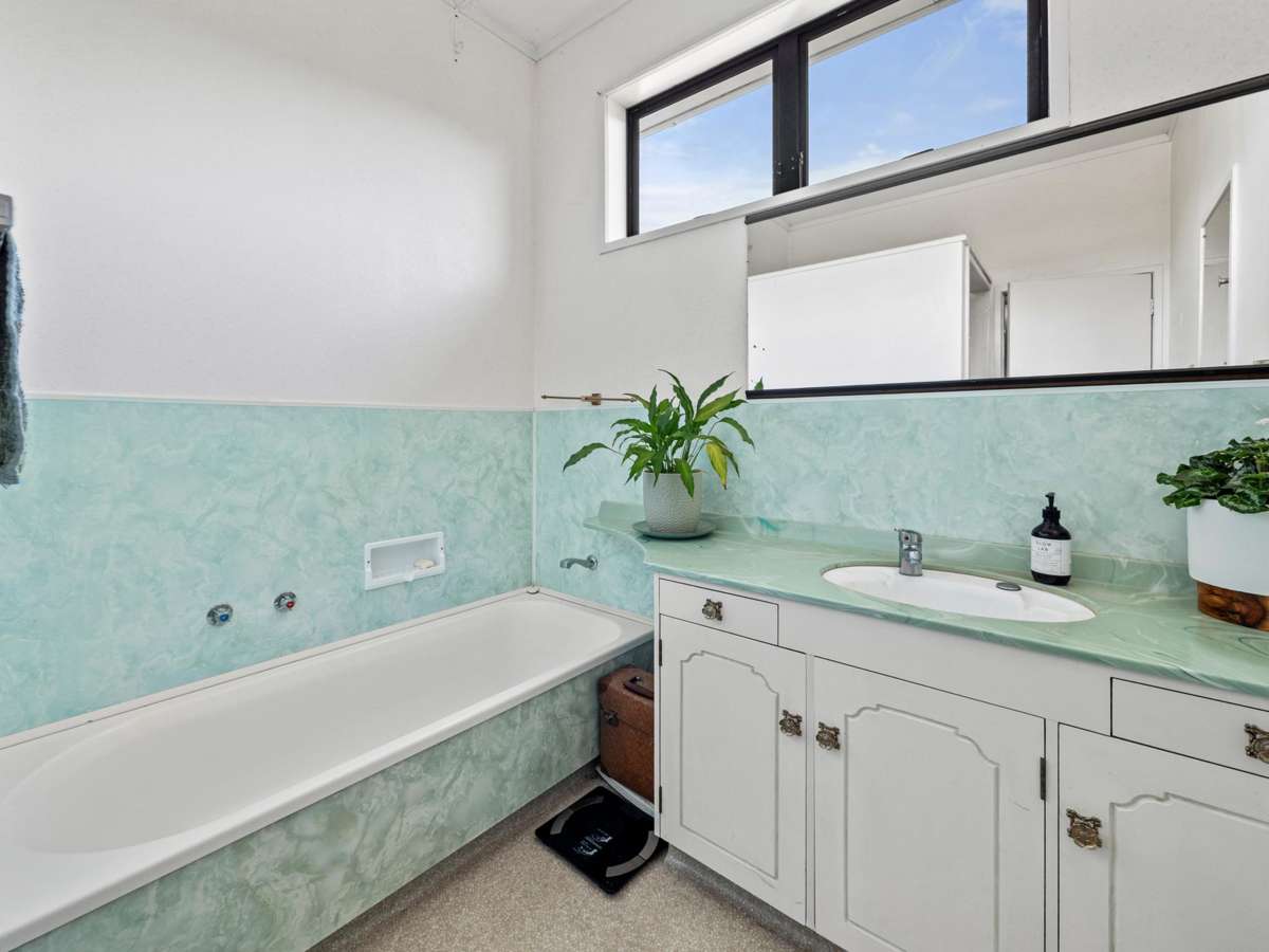 30 Dudley Vercoe Drive_5