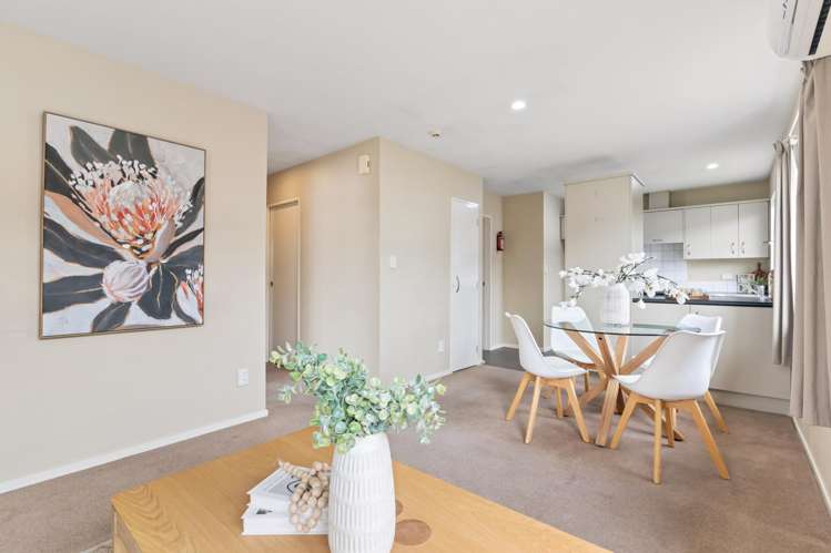 9/25 Tilford Street Woolston_7