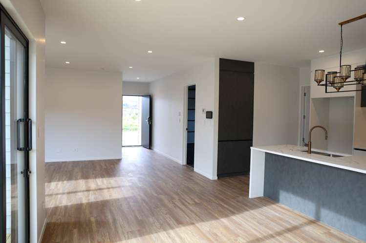 67 Bellfield Road Opaheke_13