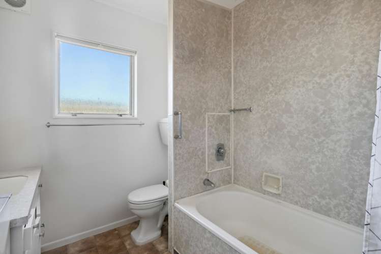 65 Freyberg Street Lyall Bay_21