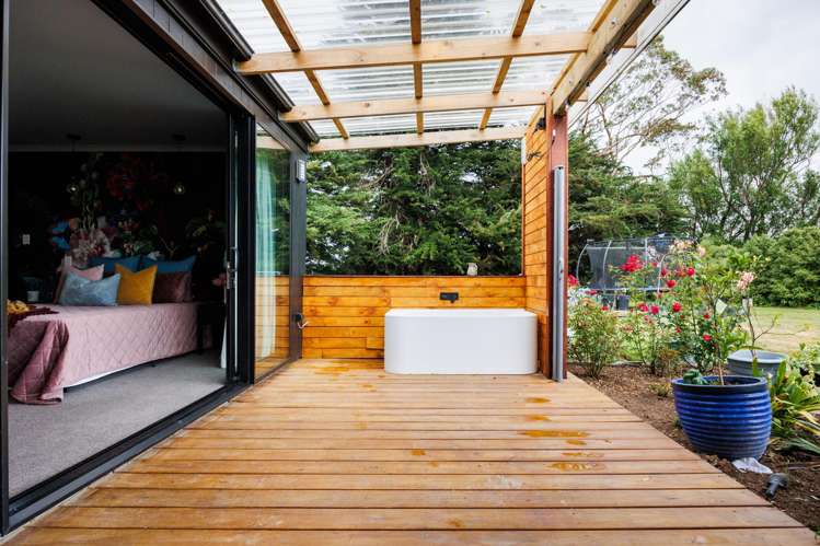 2 Ashgrove Lane Ashhurst_18