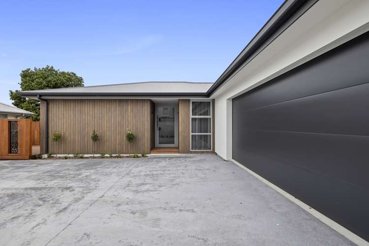 59a Paynters Avenue Strandon_1