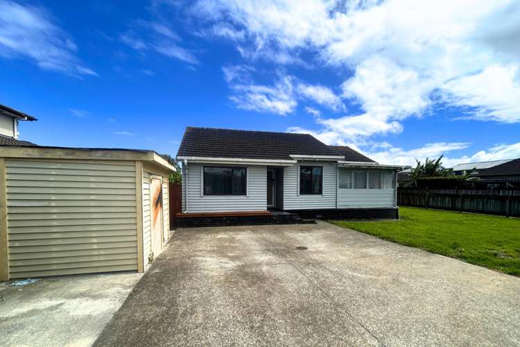 1 Colin Street Mangere_6