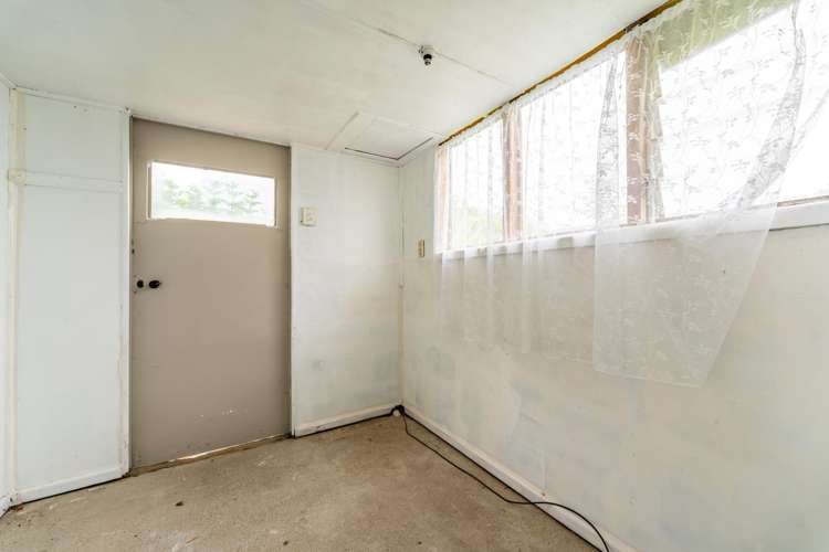 86 Grants Road Marchwiel_20