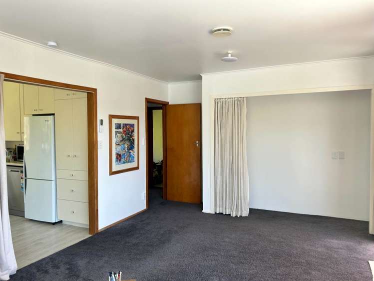2/40 Ocean View Road Hillcrest_3