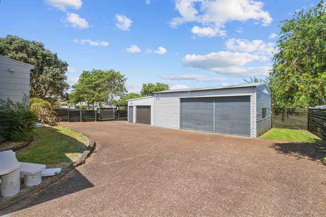 114 Torkar Road Clarks Beach_1