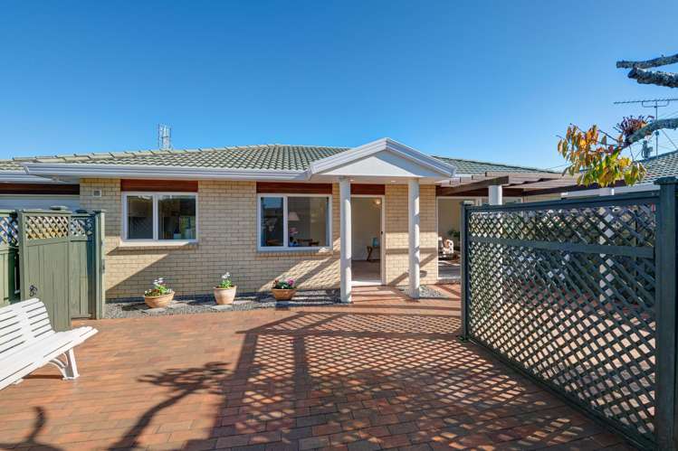 2/16 Moenui Avenue_0