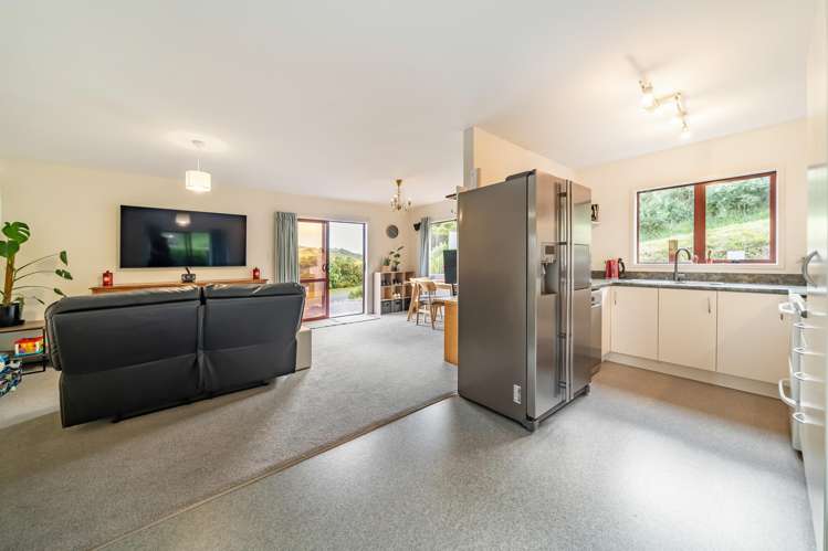 26 Omapere Street Waitangirua_9