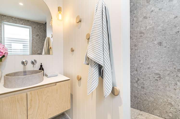 8 Tui Street Oneroa_16