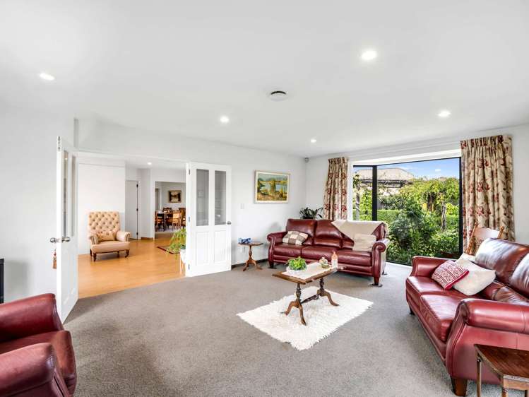 8 Stable Way Belfast_11