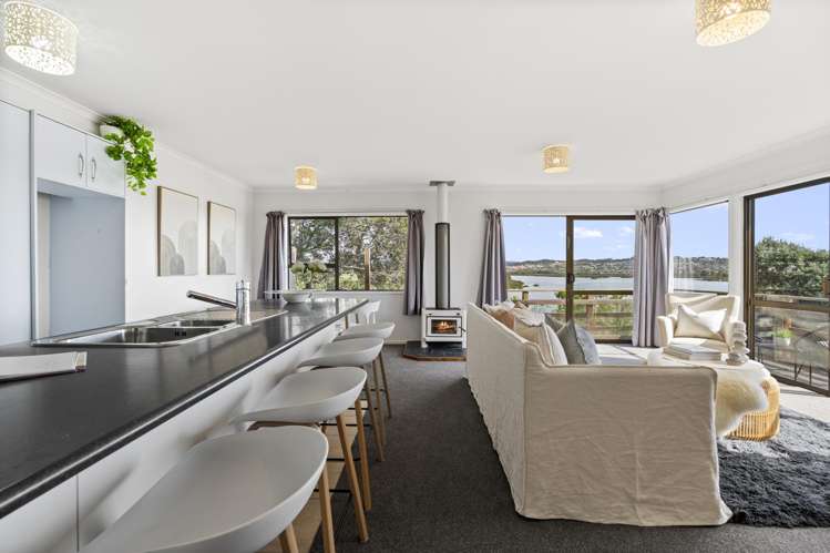 53a Moffat Road Red Beach_7