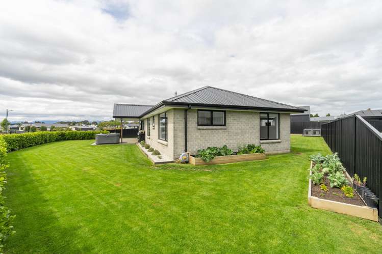 54 Burnby Drive Te Anau_24