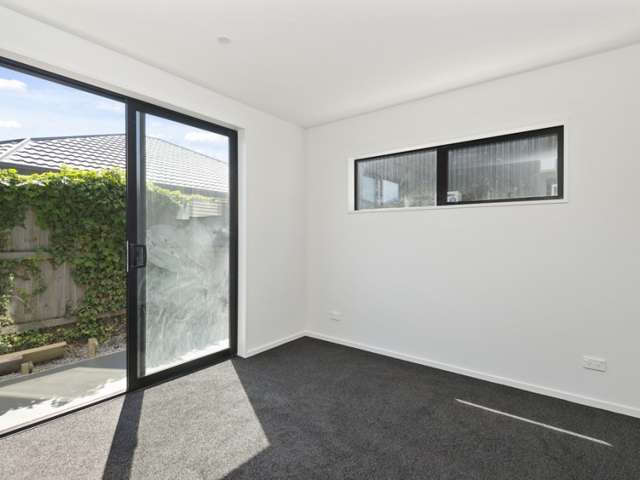 2/398 Gloucester Street Linwood_4