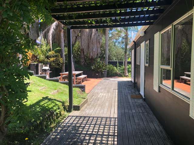 Charming 2BR Home, ocean views - 18 month lease
