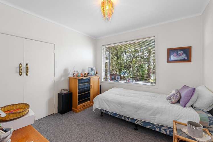 98 Tiroroa Avenue Te Atatu South_12