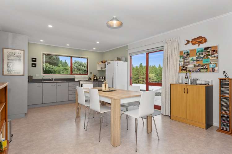 315 Cooper Drive Kawhia_9