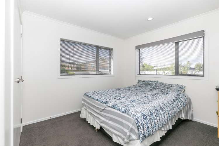 2 Blackwood Crescent Glenview_7