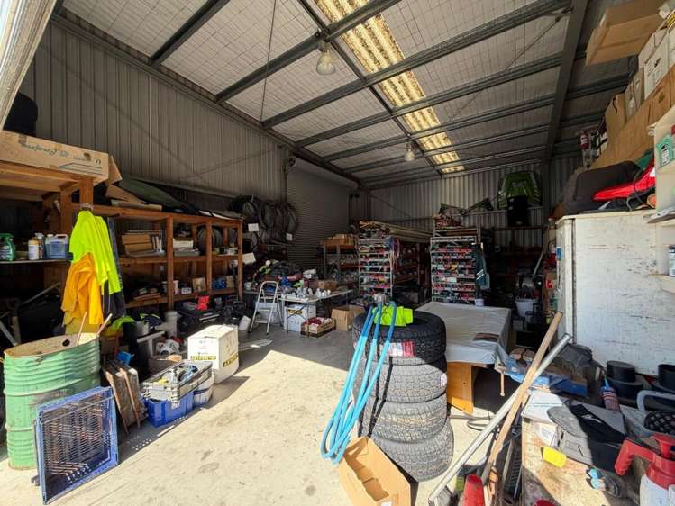 Unit A/32 Market Place Papamoa_2