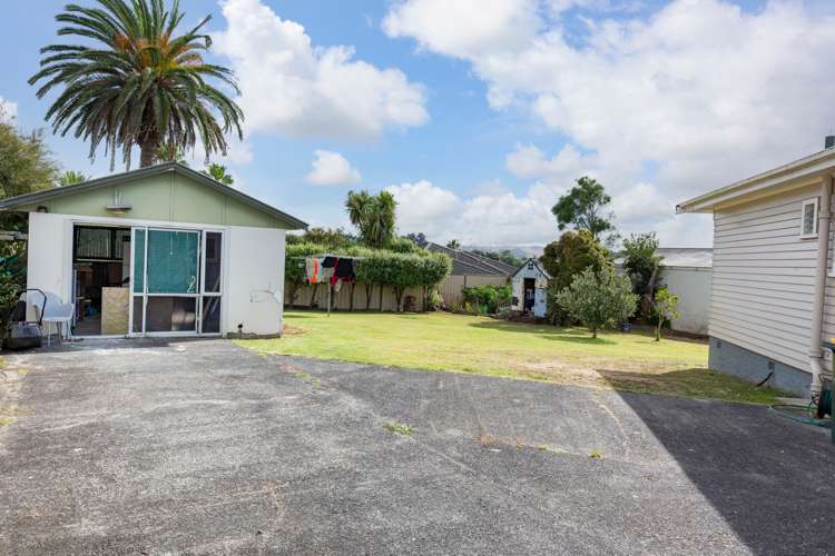 8 Shanley Crescent Waiuku_8