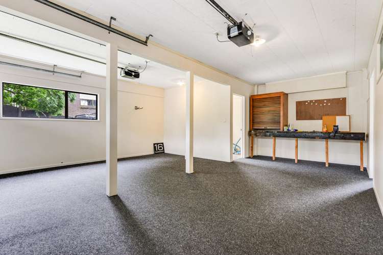 16 Glendale Drive Dinsdale_16