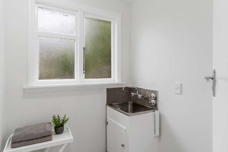 64 Marlow Road Aranui_13