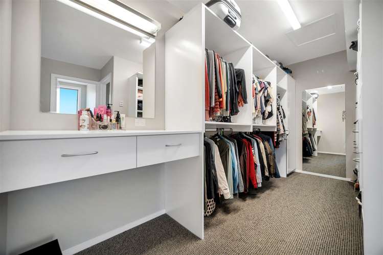 354 Bridge Valley Road Wakefield_32